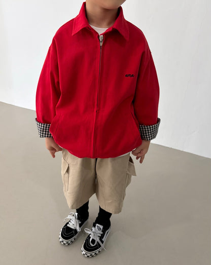 Ama Trench red